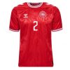 Moški Nogometni dresi Danska Domači EM 2024 rdeča Kratek Rokav Joachim Andersen 2-1