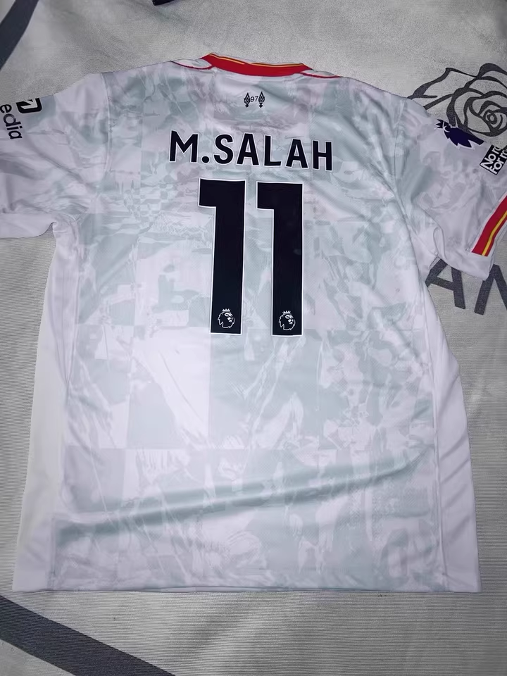 https://www.nogometnizaotroke.com/wp-content/uploads/2025/05/Mohamed-Salah-dres-2025-1.png