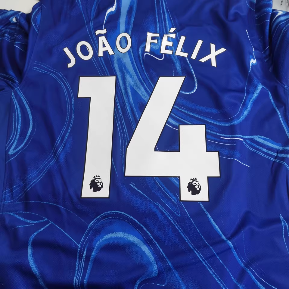 https://www.nogometnizaotroke.com/wp-content/uploads/2025/05/Nogometnih-dresov-Chelsea.png